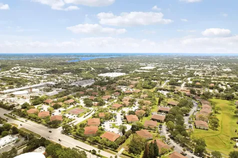 6520 Chasewood Drive Jupiter FL 33458