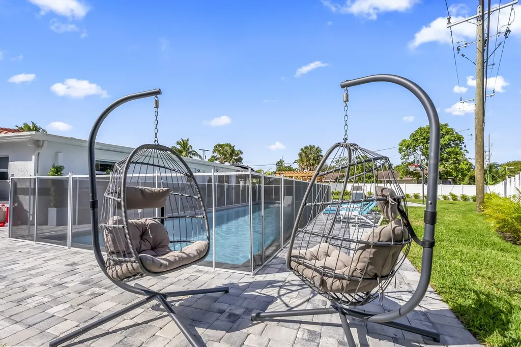 4990 NW 2nd Court Boca Raton FL 33431