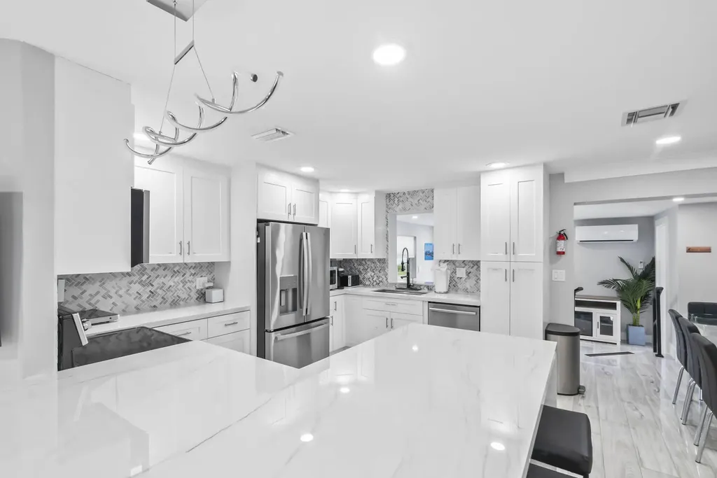 4990 NW 2nd Court Boca Raton FL 33431