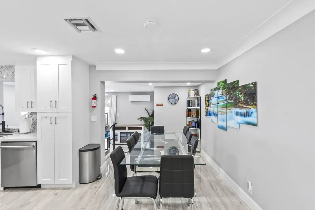 4990 NW 2nd Court Boca Raton FL 33431