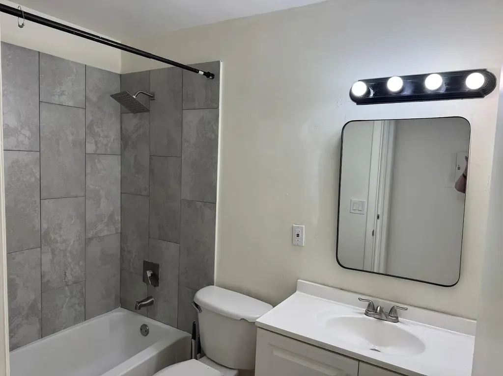 1227 SW Lion Avenue SW Pompano Beach FL 33069