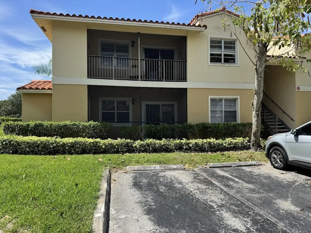 1227 SW Lion Avenue SW Pompano Beach FL 33069