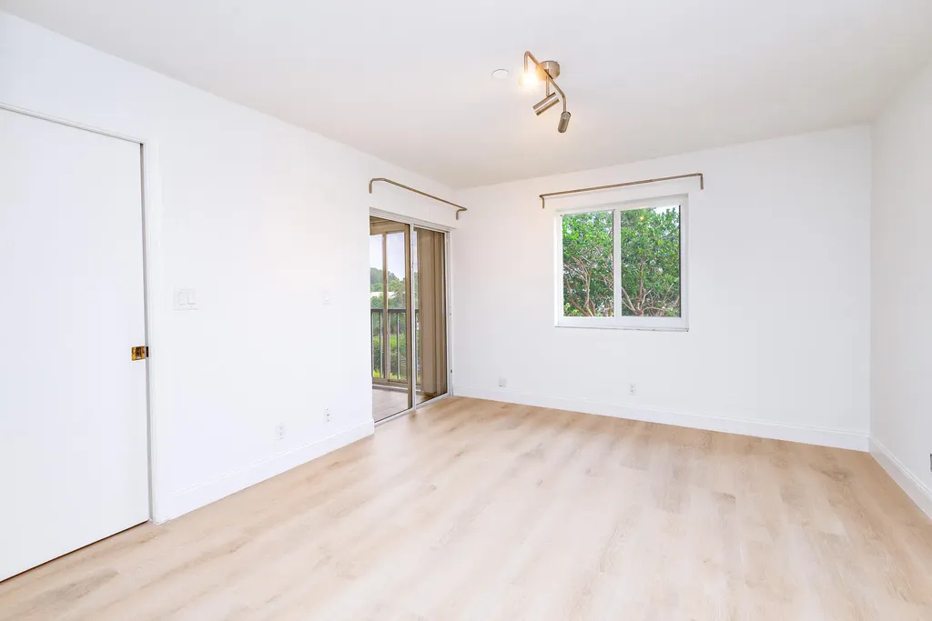 380 NW 67th Street Boca Raton FL 33487