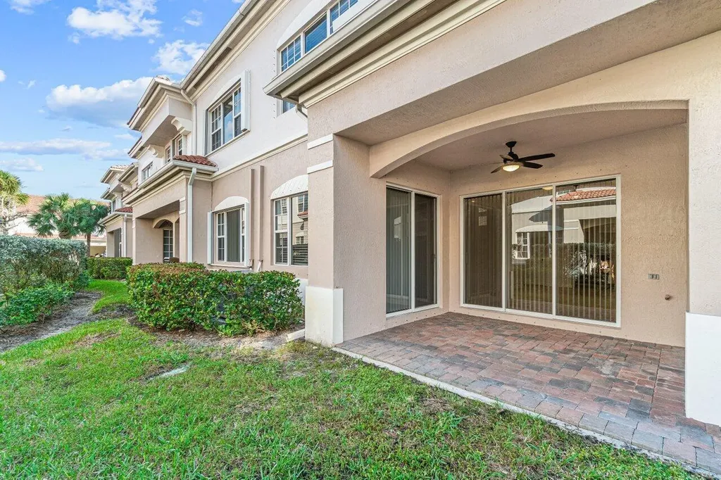 118 Lancaster Road Boynton Beach FL 33426