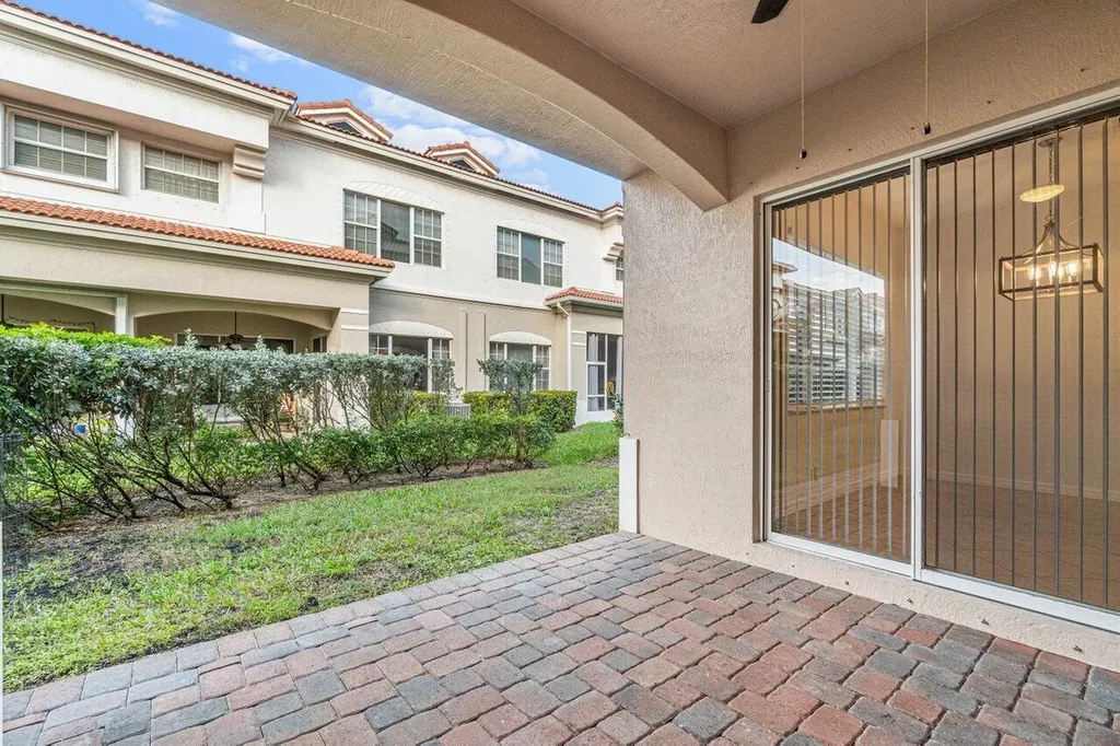 118 Lancaster Road Boynton Beach FL 33426