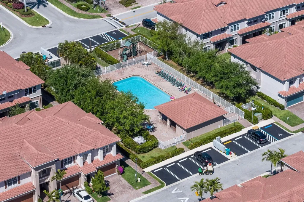 118 Lancaster Road Boynton Beach FL 33426