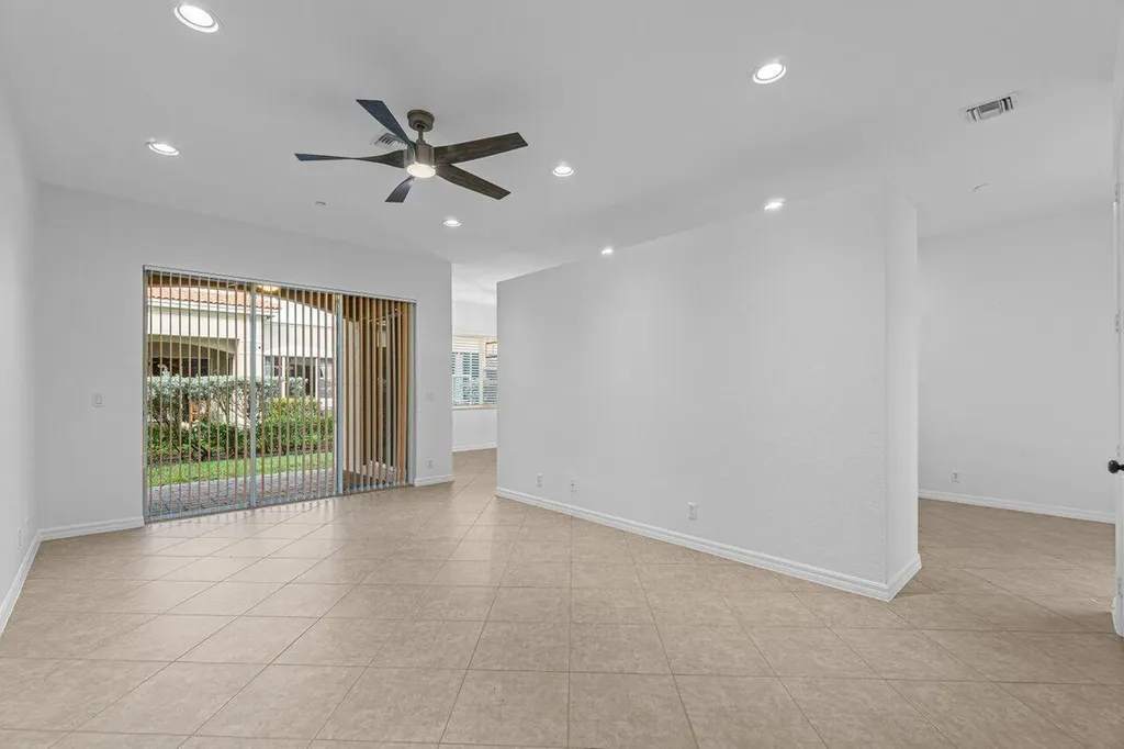 118 Lancaster Road Boynton Beach FL 33426