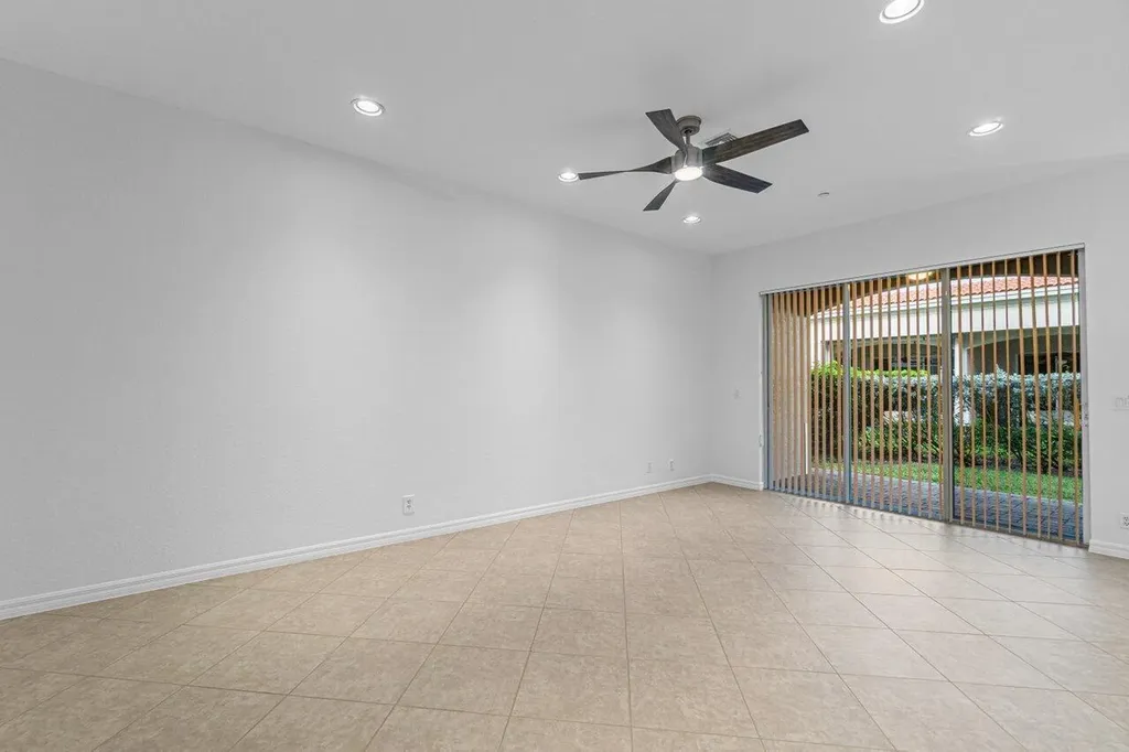 118 Lancaster Road Boynton Beach FL 33426
