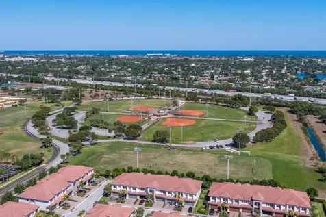 118 Lancaster Road Boynton Beach FL 33426