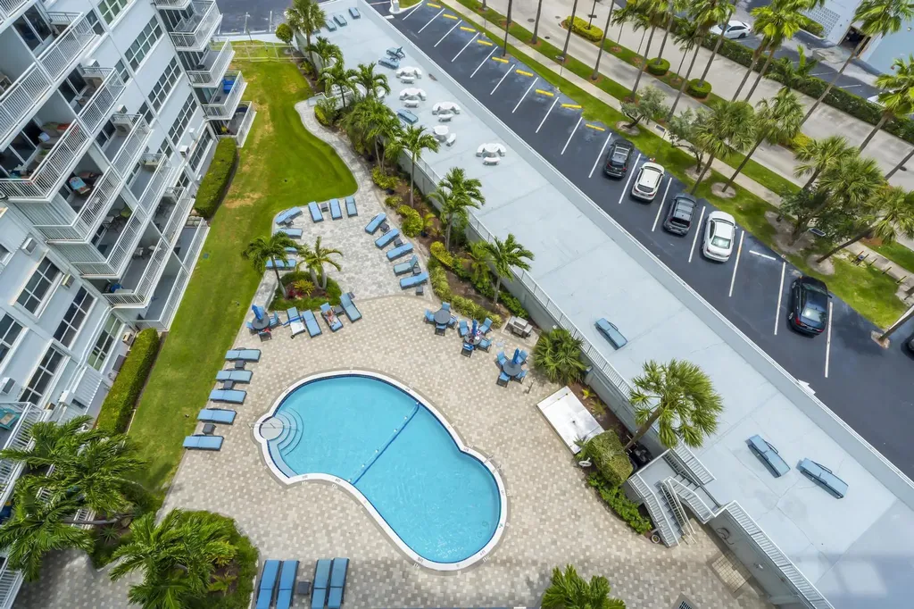 1920 S Ocean Drive Fort Lauderdale FL 33316