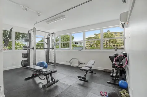 1920 S Ocean Drive Fort Lauderdale FL 33316