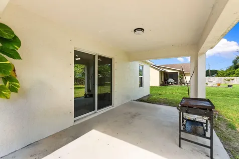 1441 SW San Esteban Avenue Port St Lucie FL 34953