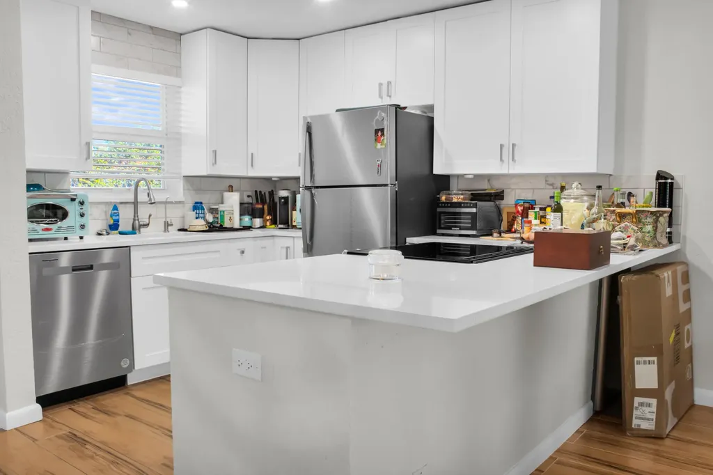 2202 NE 36th Street Lighthouse Point FL 33064
