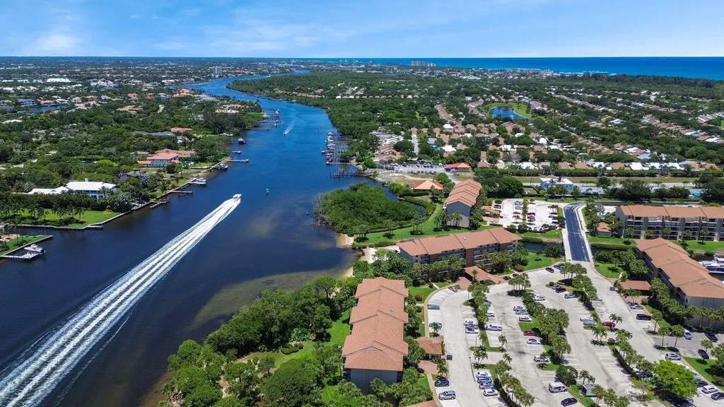 1701 Marina Isle Way Jupiter FL 33477