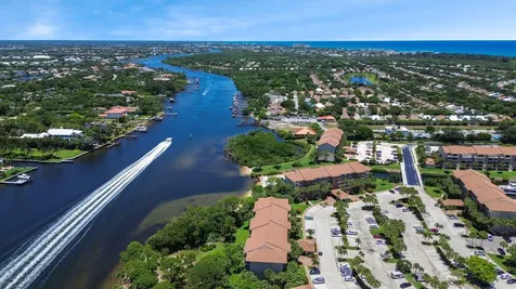 1701 Marina Isle Way Jupiter FL 33477