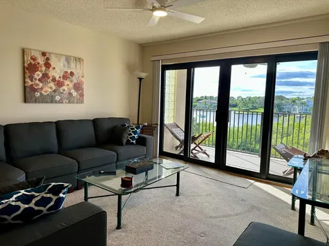 1701 Marina Isle Way Jupiter FL 33477