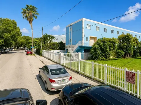829 SW 2nd Street Miami FL 33130