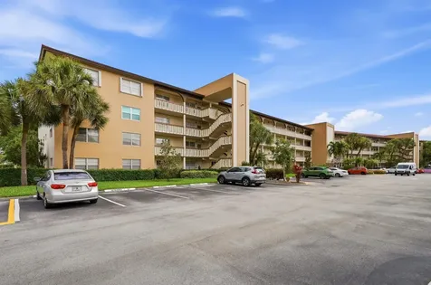 3201 Portofino Point Coconut Creek FL 33066