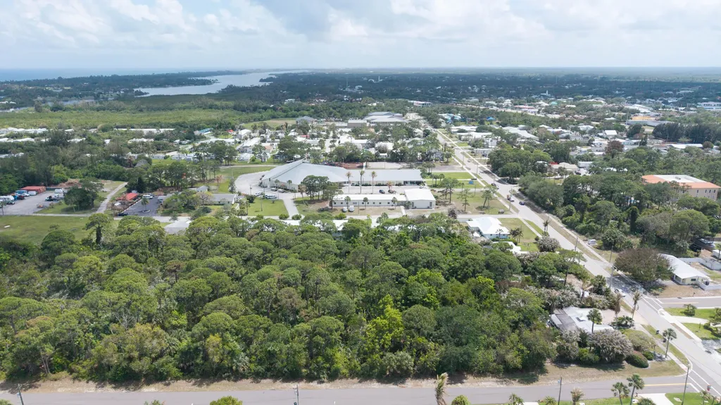 Unassigned SE Delafield Street Hobe Sound FL 33455