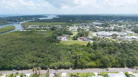 Unassigned SE Delafield Street Hobe Sound FL 33455