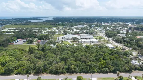 Unassigned SE Delafield Street Hobe Sound FL 33455