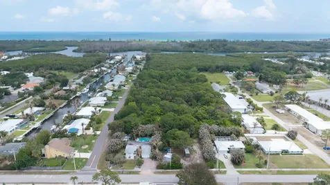 Unassigned SE Delafield Street Hobe Sound FL 33455