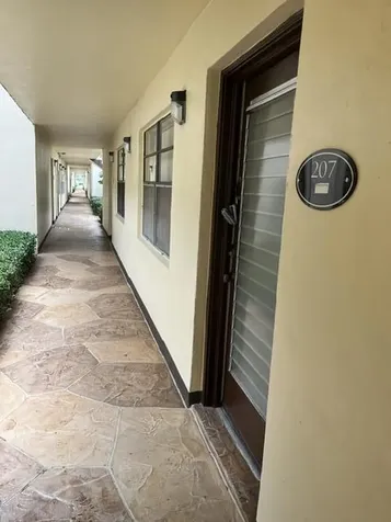 207 Capri E Delray Beach FL 33484