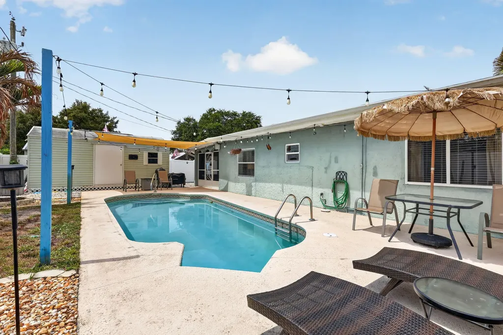 2026 7th Court SW Vero Beach FL 32962