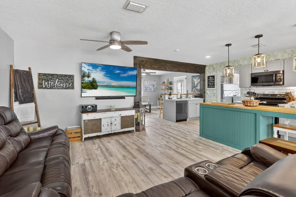 2026 7th Court SW Vero Beach FL 32962