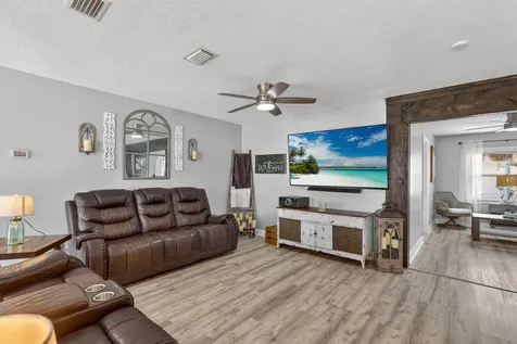 2026 7th Court SW Vero Beach FL 32962