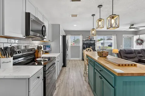 2026 7th Court SW Vero Beach FL 32962