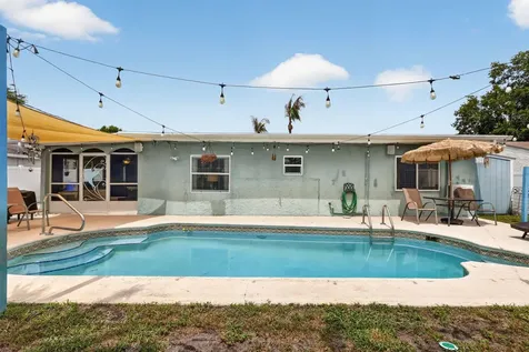 2026 7th Court SW Vero Beach FL 32962