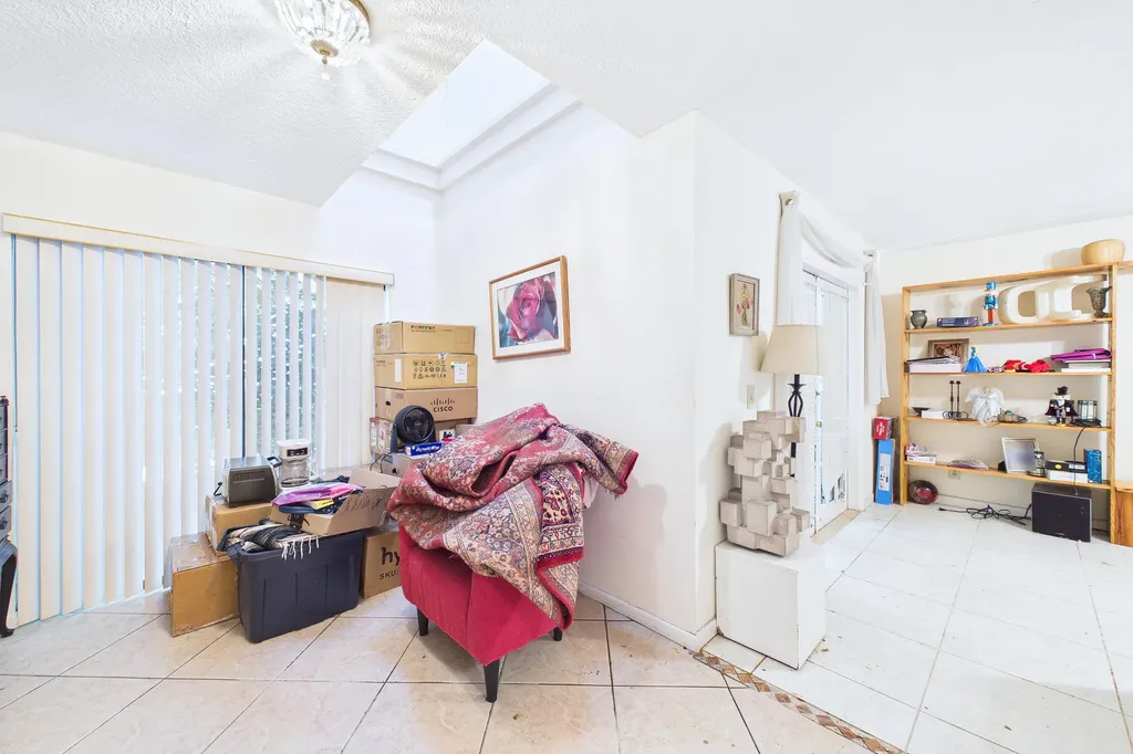9905 W Atlantic Boulevard Coral Springs FL 33071