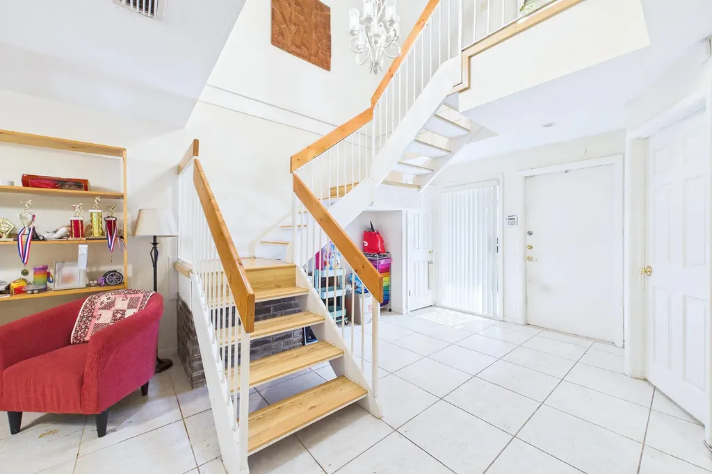 9905 W Atlantic Boulevard Coral Springs FL 33071