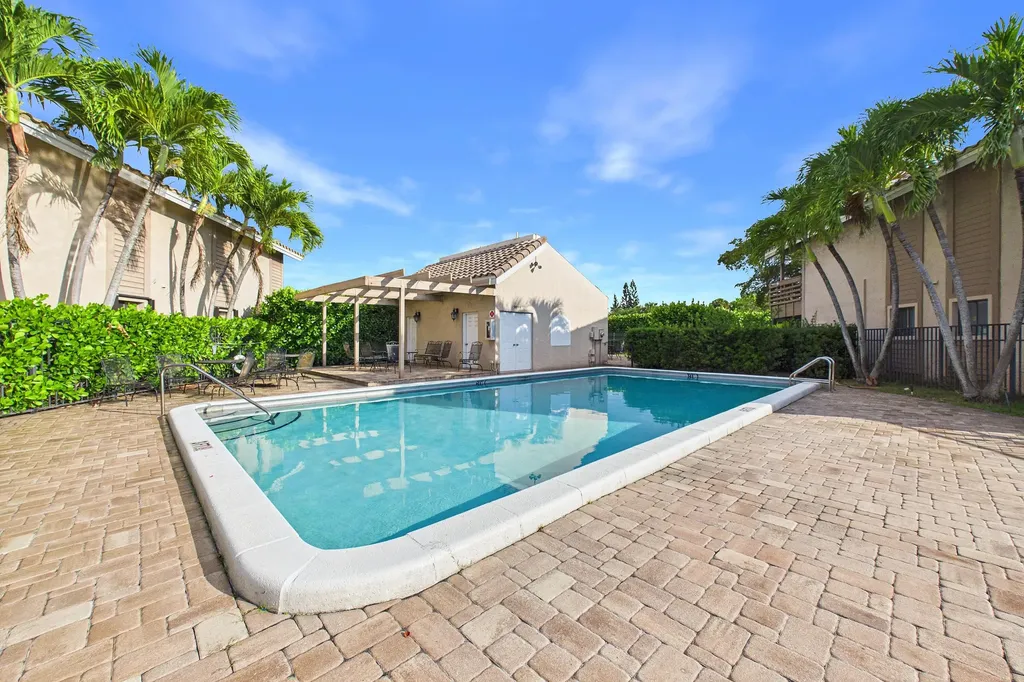 9905 W Atlantic Boulevard Coral Springs FL 33071