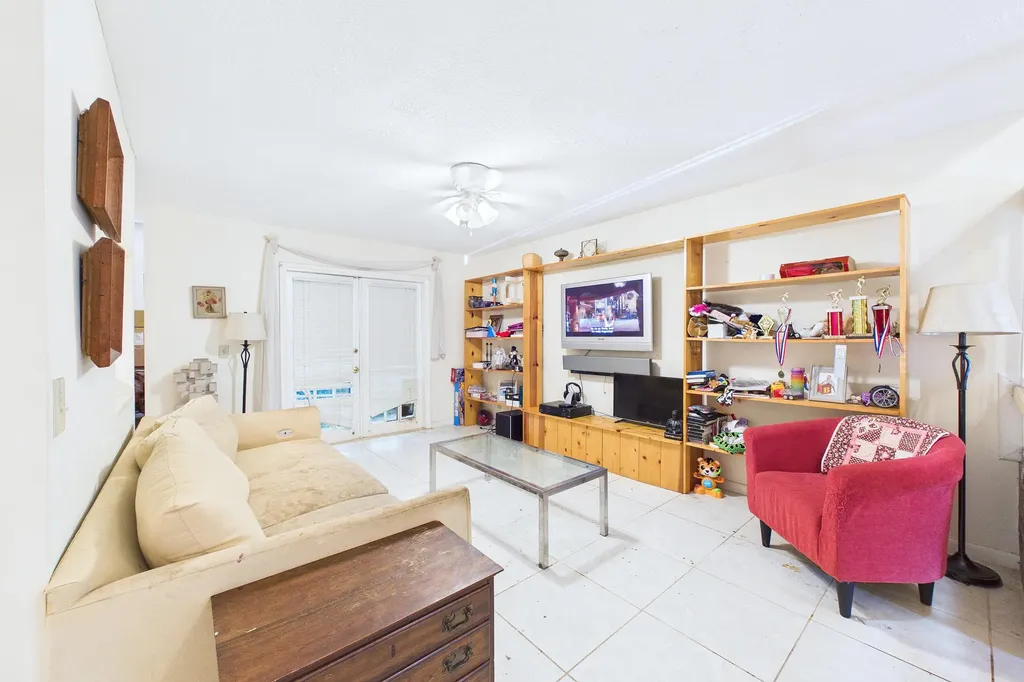 9905 W Atlantic Boulevard Coral Springs FL 33071