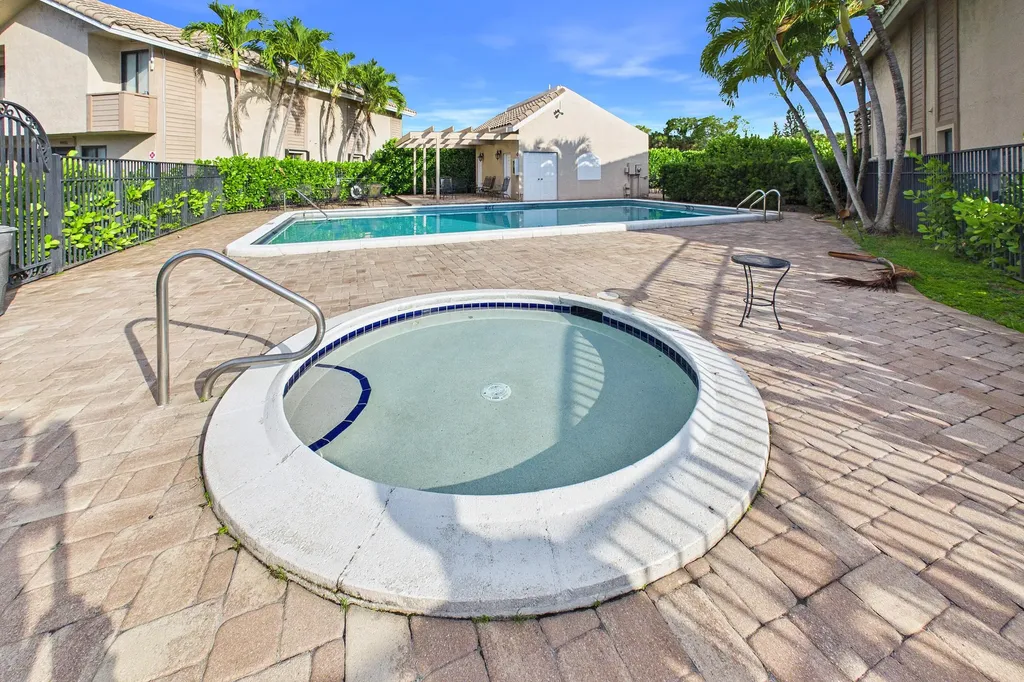 9905 W Atlantic Boulevard Coral Springs FL 33071