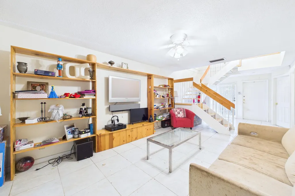 9905 W Atlantic Boulevard Coral Springs FL 33071