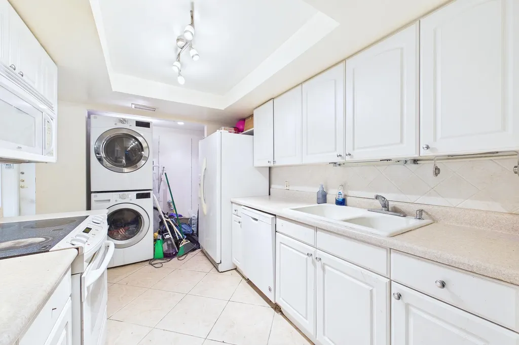 9905 W Atlantic Boulevard Coral Springs FL 33071