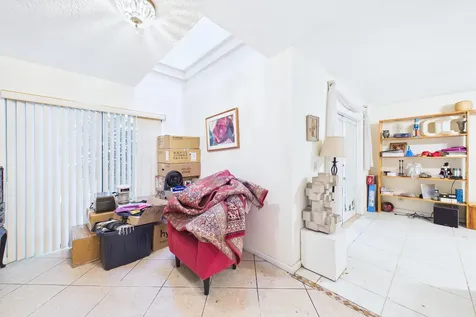 9905 W Atlantic Boulevard Coral Springs FL 33071