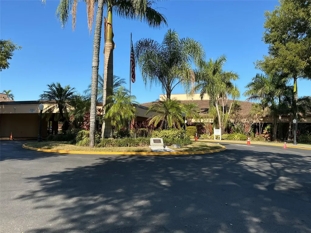 9481 Sunrise Lakes Boulevard Sunrise FL 33322
