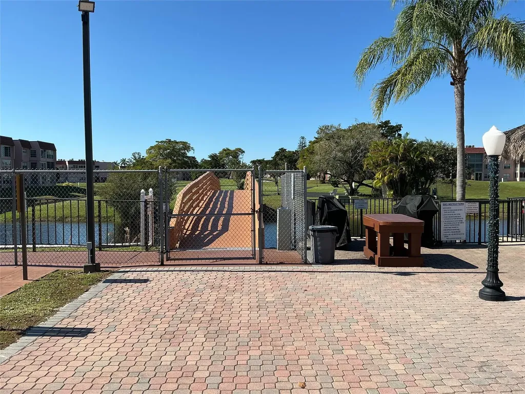 9481 Sunrise Lakes Boulevard Sunrise FL 33322