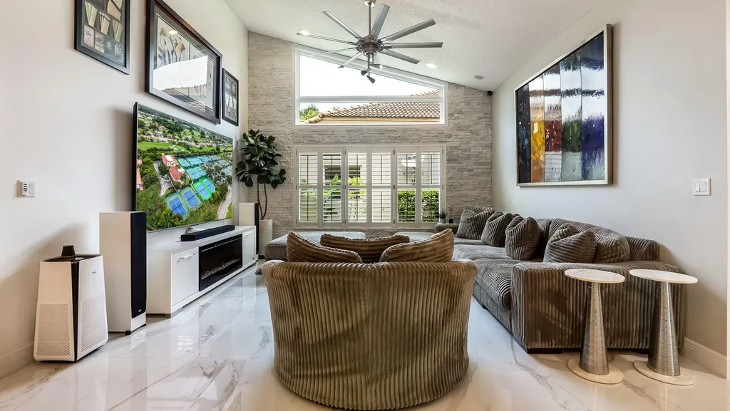 10810 Santa Rosa Drive Boca Raton FL 33498