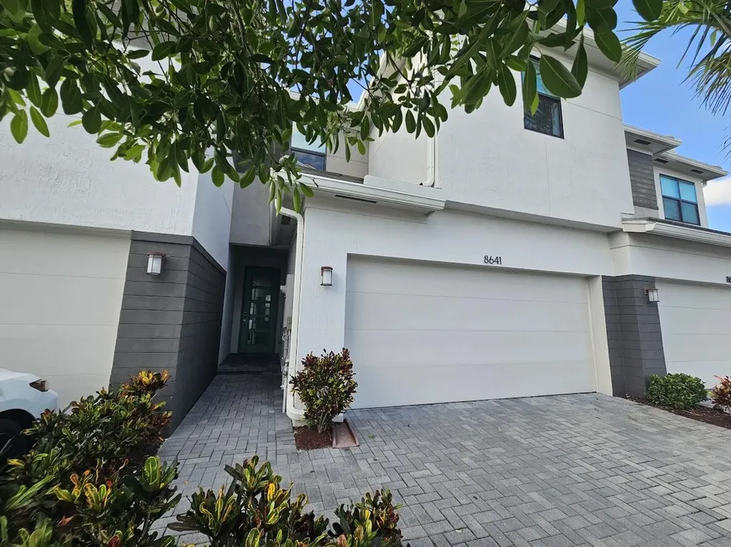 8641 Antarus Drive Lake Worth FL 33467