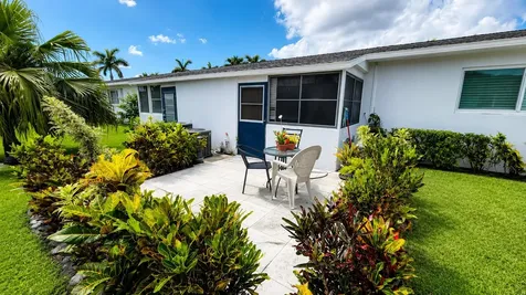 2716 E Emory Drive Drive E West Palm Beach FL 33415