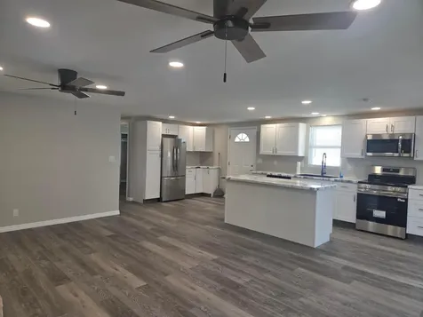 6950 SE Congress Street Hobe Sound FL 33455