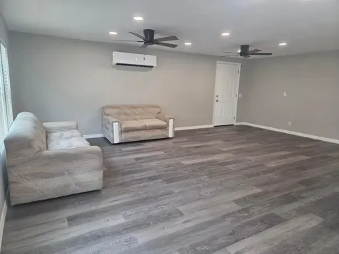 6950 SE Congress Street Hobe Sound FL 33455