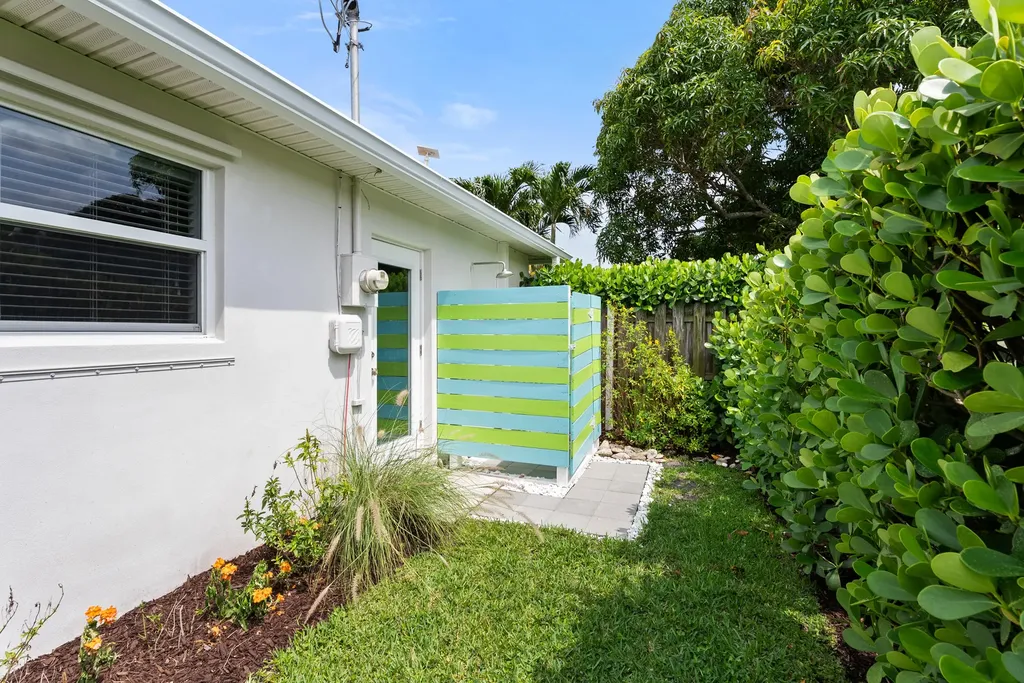 303 W Norfolk Road Jupiter FL 33469