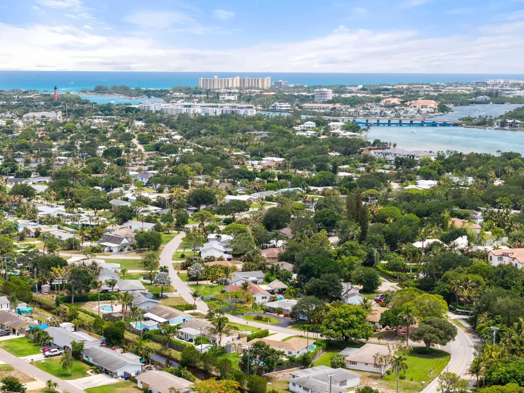303 W Norfolk Road Jupiter FL 33469