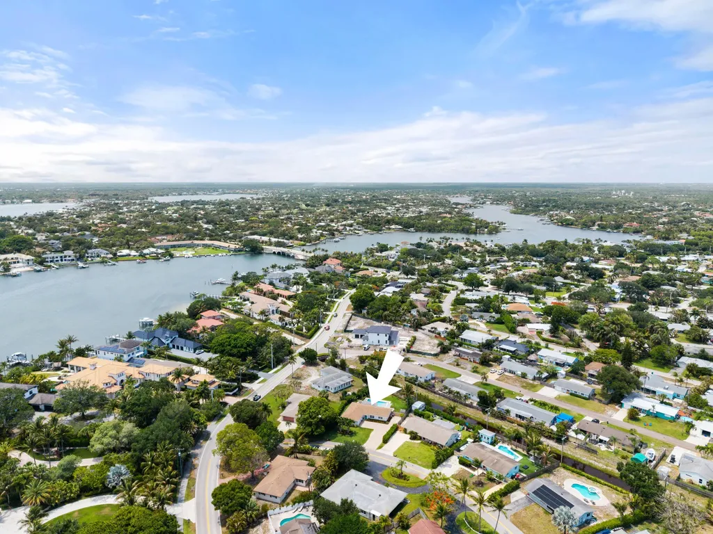 303 W Norfolk Road Jupiter FL 33469
